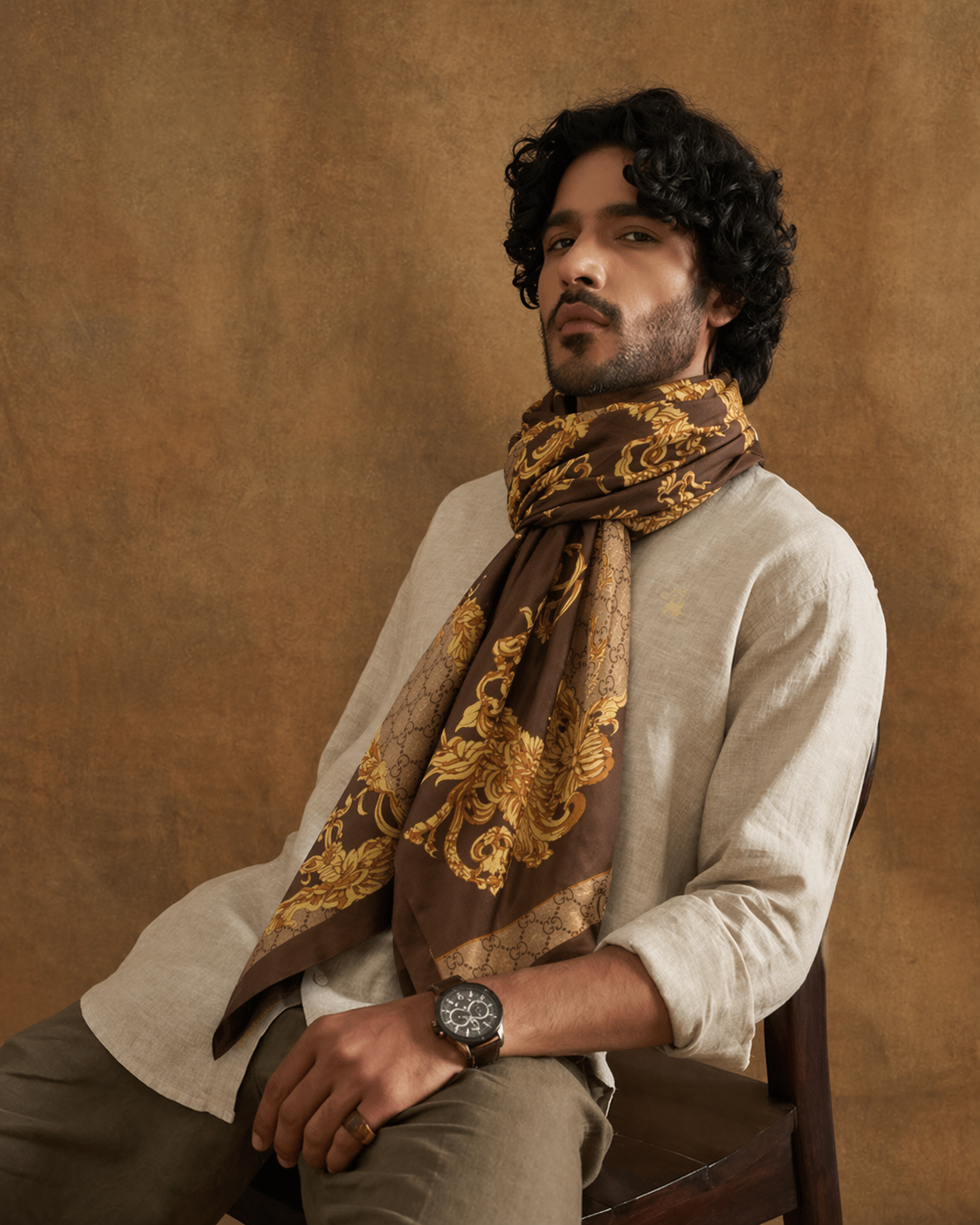 Unisex Luxury Baroque Monogram Scarf – Elegant Soft Wrap