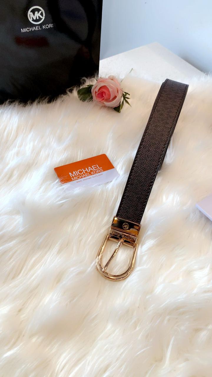 Classic Brown Leather Belt with Gold Buckle – Replica Michael Kors