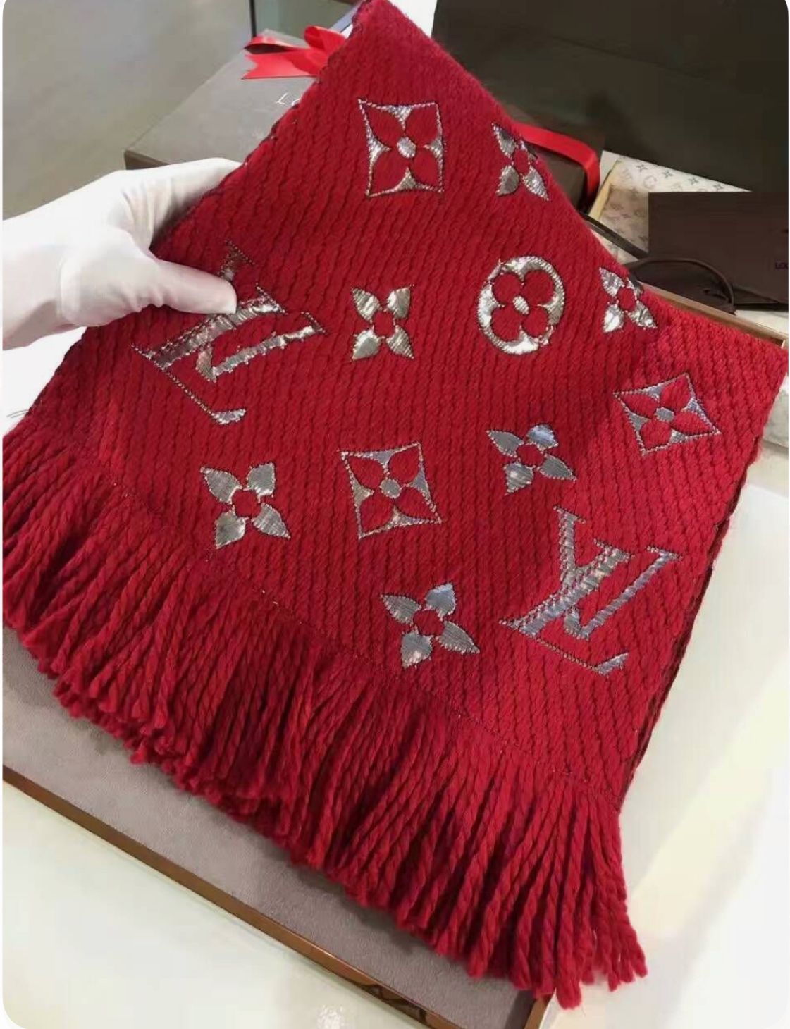 Luxury Red Knit Replica Louis Vuitton Scarf – Monogram & Fringe