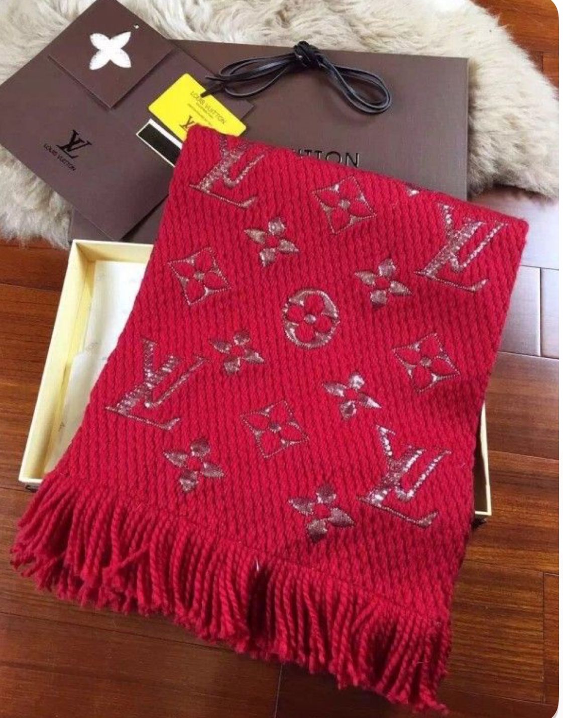 Luxury Red Knit Replica Louis Vuitton Scarf – Monogram & Fringe