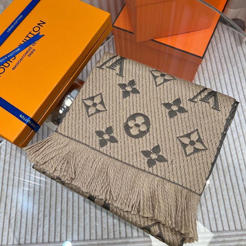 Luxury Red Knit Replica Louis Vuitton Scarf – Monogram & Fringe