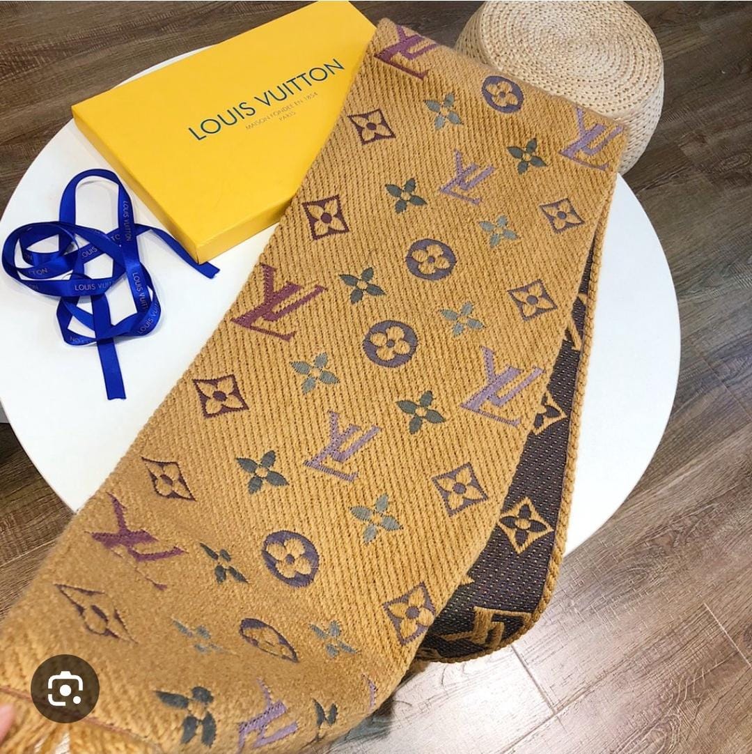 Luxury Red Knit Replica Louis Vuitton Scarf – Monogram & Fringe