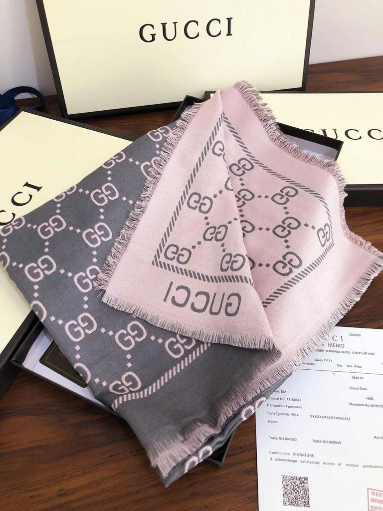 Luxury Semi-Woollen Reversible Scarf in Grey and Pink – Premium Soft Cashmere Blend