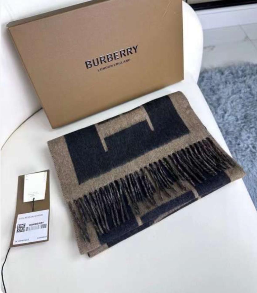 Classic Beige and Black Wool Scarf with Oversized Letter Design