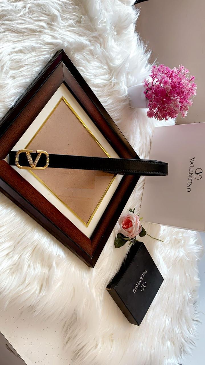 Luxury Designer-Style Leather Belt with Statement Buckle