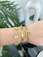 Elegant Floral Link Bracelet with Polished Finish