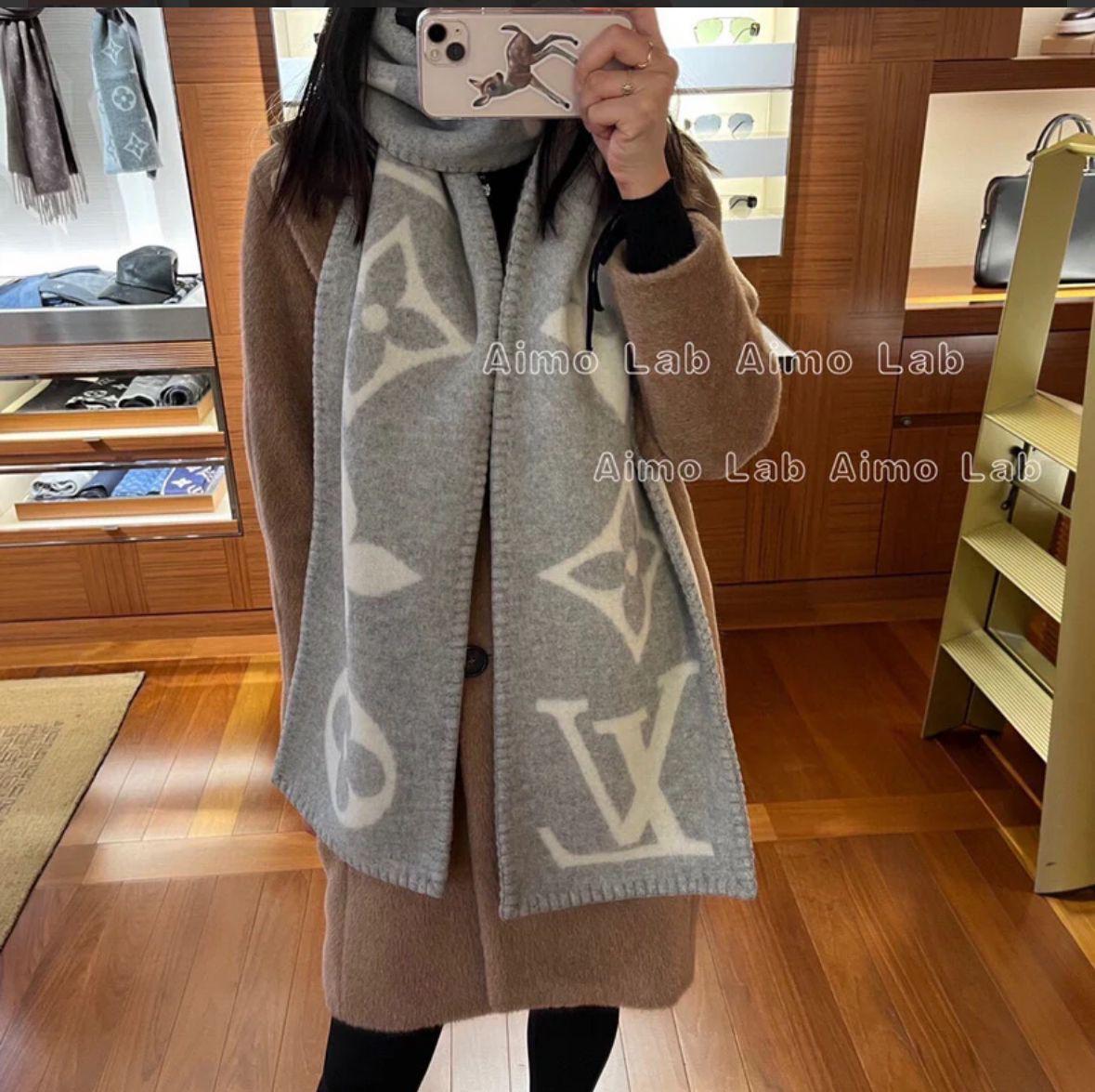 Unisex Winter Wool Blend Stole – Soft Icon Pattern Wrap