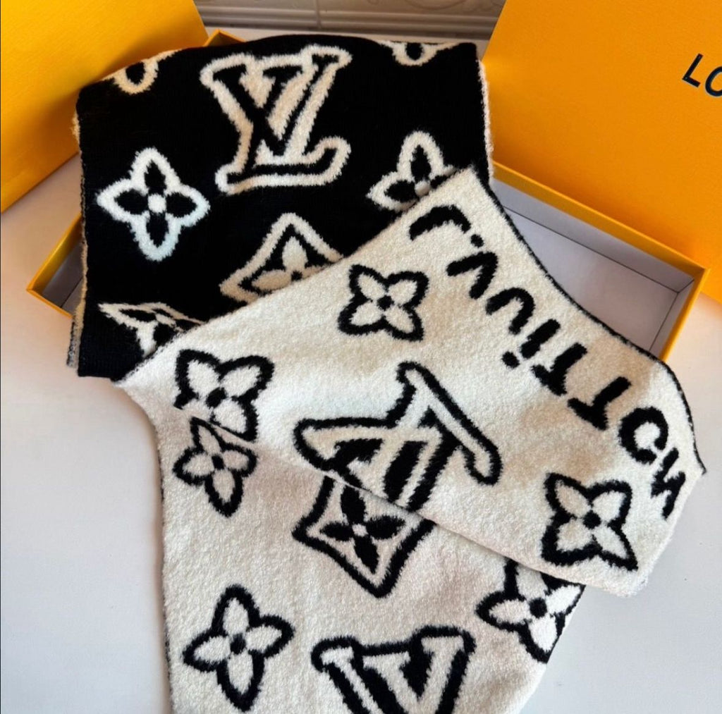 Luxury Monogram Knit Winter Scarf for Women