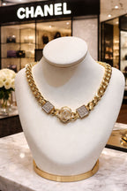 Elegant Gold-Tone Link Chain Statement Necklace