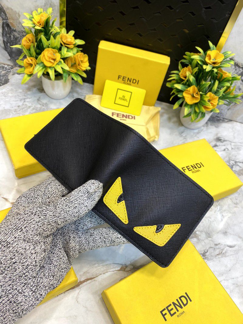 Bold Eye Graphic Bi-Fold Wallet – Black & Yellow Edition