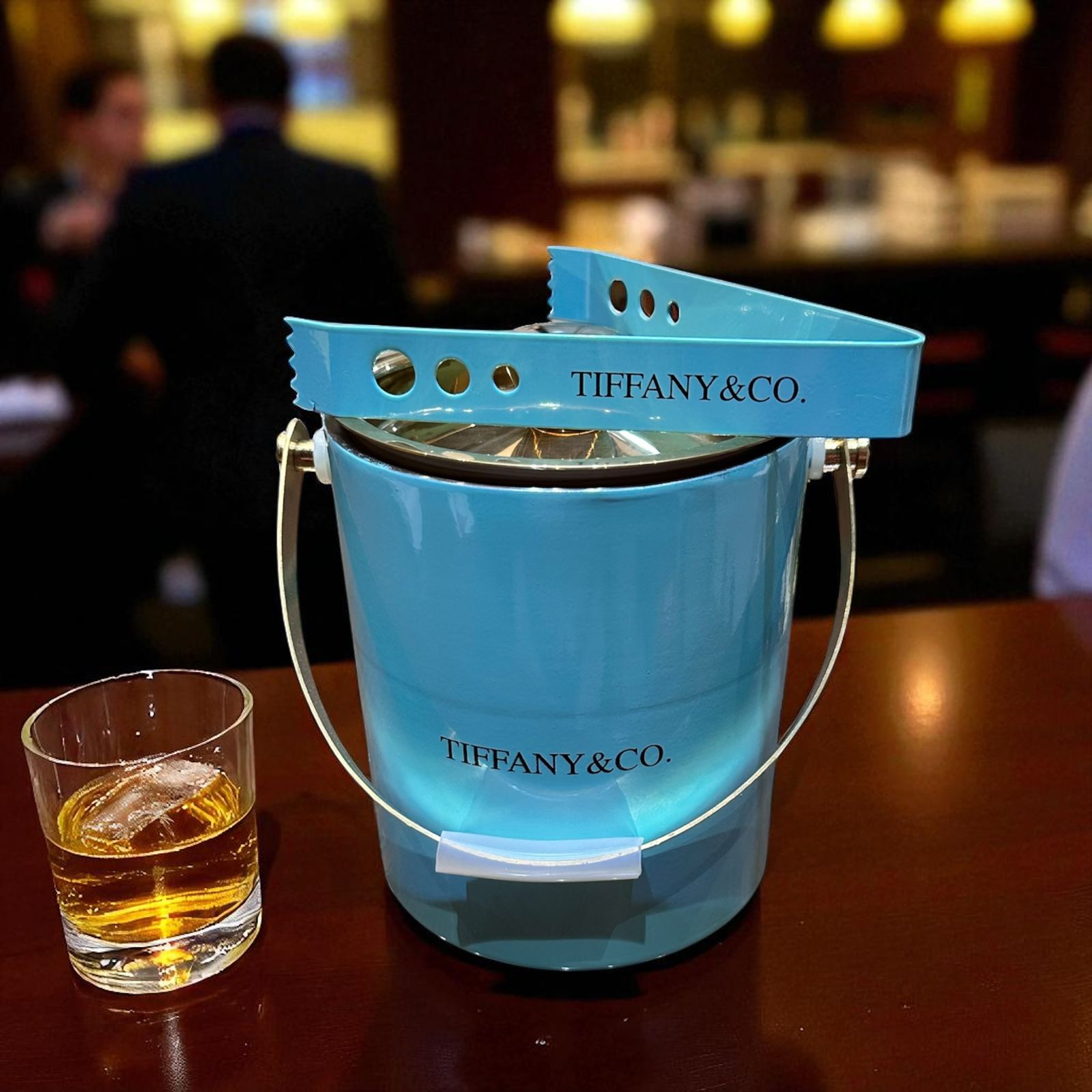 Premium Glossy Ice Bucket with Lid & Handle – Luxury Blue Edition