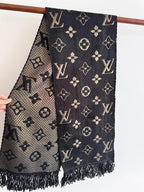 Luxury  Knitted Muffler – Cashmere Silk Blend with Metallic Detailing