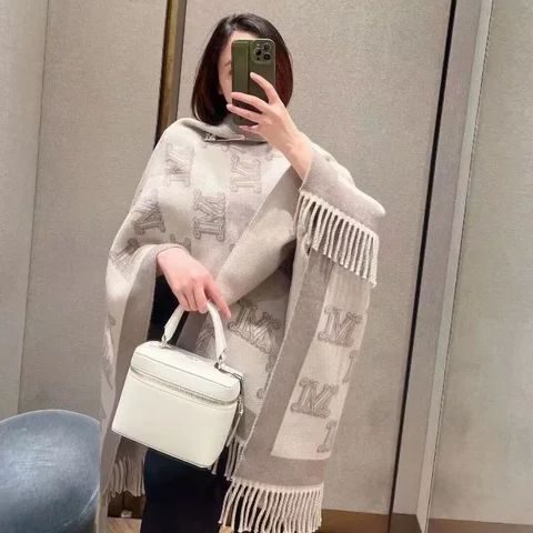 Elegant Monogram Pattern Winter Stole for Men & Women